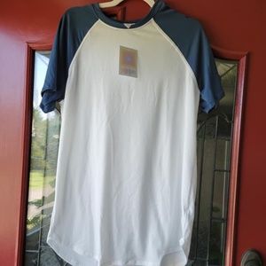 NWT Lularoe Axel Shirt Size M